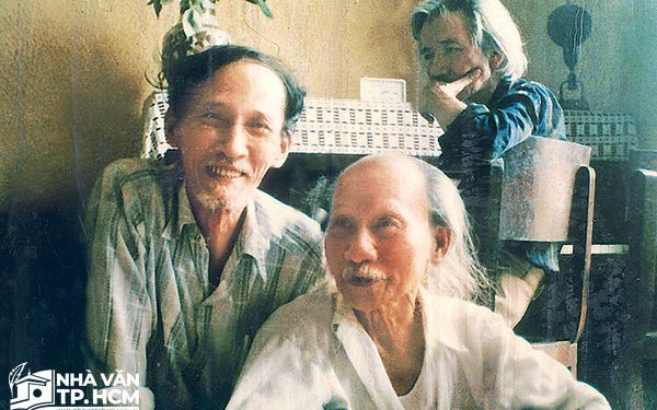 Giới thiệu đôi nét về tác giả Nguyễn Tuân